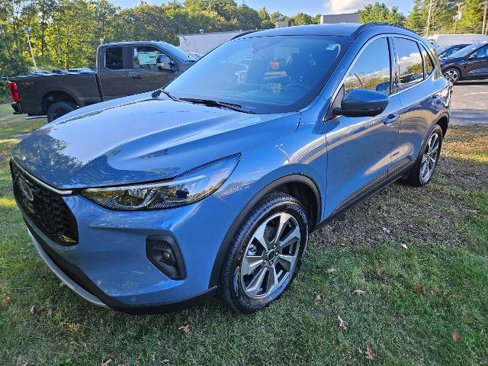 Certified 2025 Ford Escape Platinum w/ Premium Technology Package image 1