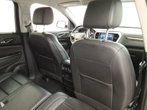 Used 2023 GMC Acadia SLT image 24