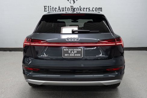 Used 2021 Audi e-tron Premium image 4