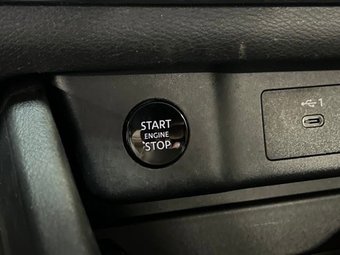 Used 2024 Nissan Rogue SV image 22
