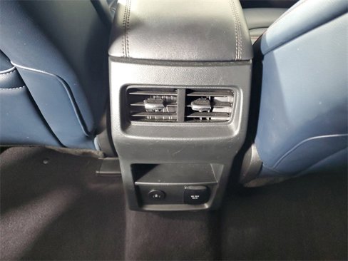 Used 2023 Ford Edge SEL w/ Sport Appearance Package image 17