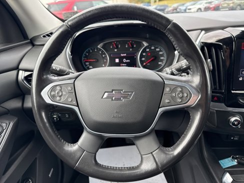 Used 2021 Chevrolet Traverse RS image 24