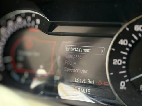 Used 2017 Lincoln MKC Premiere image 21