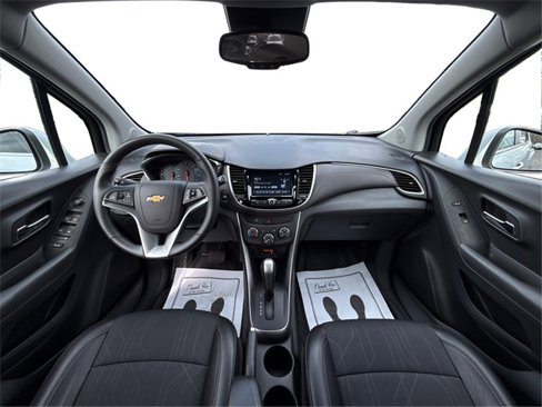 Used 2017 Chevrolet Trax LT w/ LT Convenience Package image 27