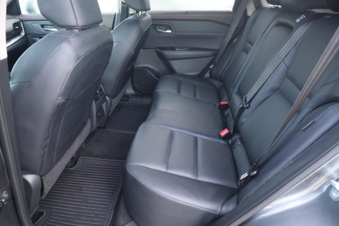 Used 2023 Nissan Rogue SV w/ SV Premium Package image 37
