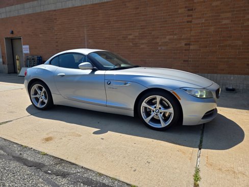 Used 2015 BMW Z4 sDrive28i image 3