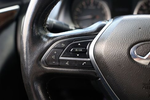Used 2018 INFINITI Q50 Luxe image 28