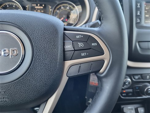 Used 2014 Jeep Cherokee Latitude image 22