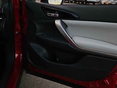 New 2025 Mitsubishi Eclipse Cross SEL image 23