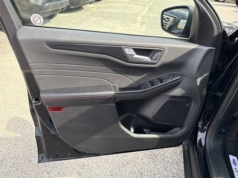 Used 2024 Ford Escape ST-Line image 23