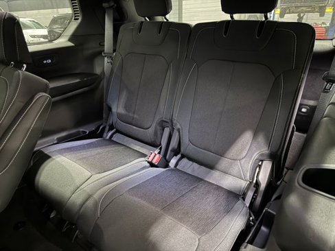 New 2025 Jeep Grand Cherokee L Laredo image 23