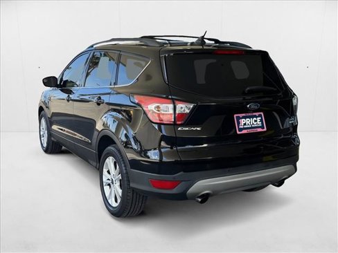 Used 2018 Ford Escape SEL image 3