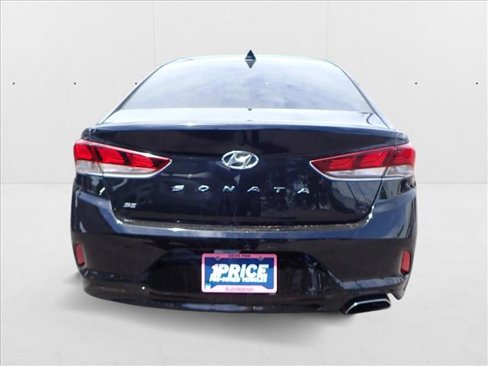 Used 2018 Hyundai Sonata SE image 3