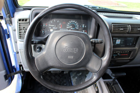 Used 1997 Jeep Wrangler SE image 16