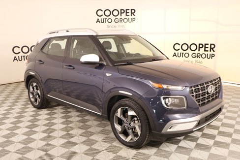 Used 2022 Hyundai Venue Limited image 1