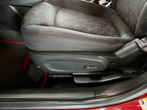 Used 2020 Chevrolet Sonic LT w/ Convenience Package image 27