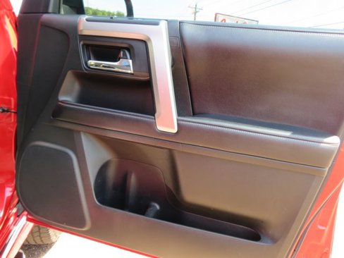 Used 2017 Toyota 4Runner Limited image 38