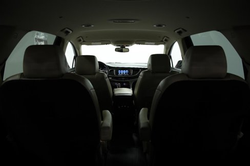 Used 2020 Buick Enclave Essence w/ LPO, Luxury Package image 14