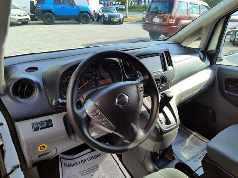 Used 2020 Nissan NV200 SV image 9