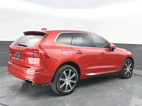 Certified 2021 Volvo XC60 T5 Inscription w/ Protection Package image 7