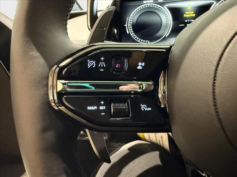 New 2025 Aston Martin V8 Vantage Coupe image 11