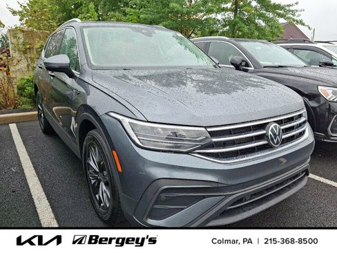 Used 2022 Volkswagen Tiguan SE image 3
