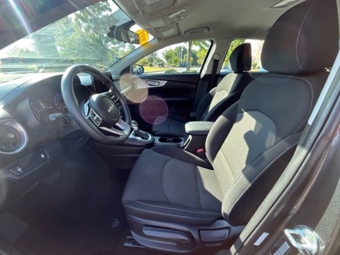 Used 2023 Kia Forte LXS image 14