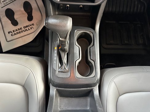Used 2017 Chevrolet Colorado W/T image 21