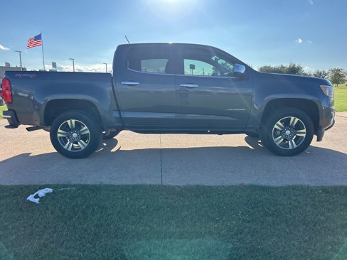 Used 2016 Chevrolet Colorado LT w/ Luxury Package, Chrome image 2