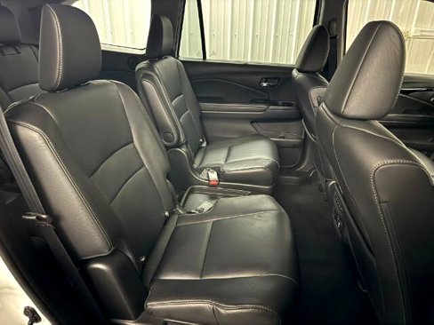 Used 2021 Honda Pilot Touring image 28