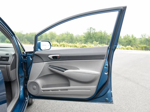 Used 2010 Honda Civic LX image 40