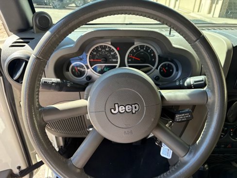 Used 2009 Jeep Wrangler Unlimited Rubicon image 15