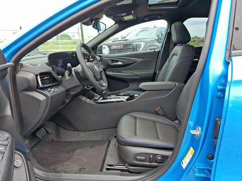 New 2025 Buick Envista Sport Touring w/ Convenience I Package image 11