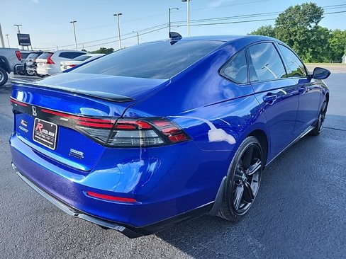 Used 2024 Honda Accord Sport image 3