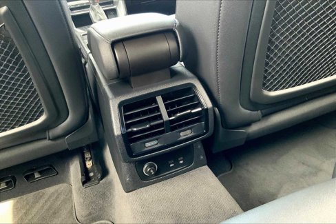 Used 2023 Audi Q3 2.0T Premium image 35