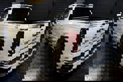 Used 2024 GMC Sierra 1500 Elevation image 5