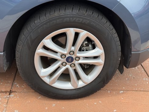 Used 2019 Ford Edge SEL image 8