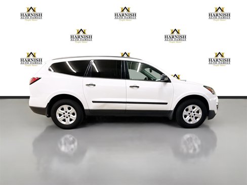 Used 2017 Chevrolet Traverse LS image 4