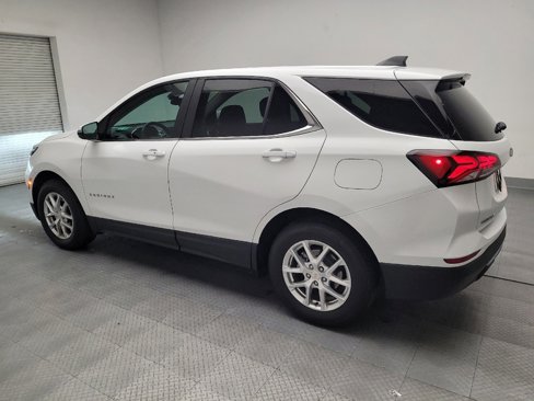 Used 2024 Chevrolet Equinox LT image 3