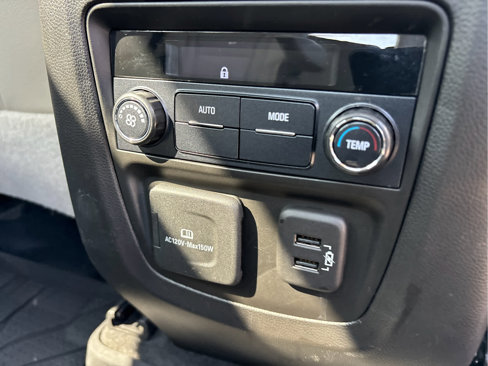 Used 2020 Buick Enclave Essence w/ Sound and Sites Package image 35