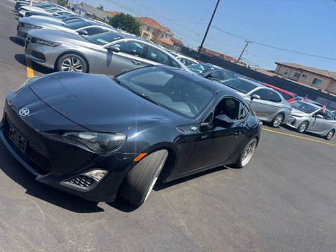 Used 2014 Scion FR-S image 3