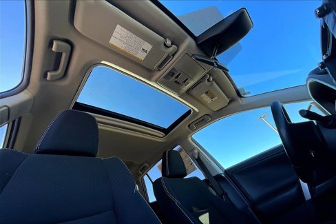 Used 2017 Toyota RAV4 XLE image 22
