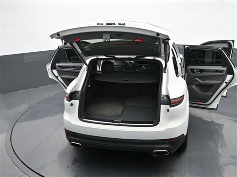 Certified 2021 Porsche Cayenne image 31