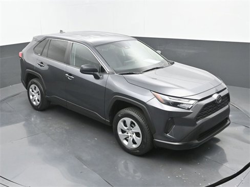 Used 2023 Toyota RAV4 LE image 27