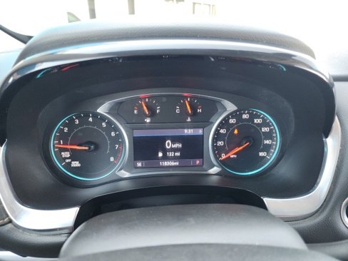 Used 2020 Chevrolet Traverse LT image 33