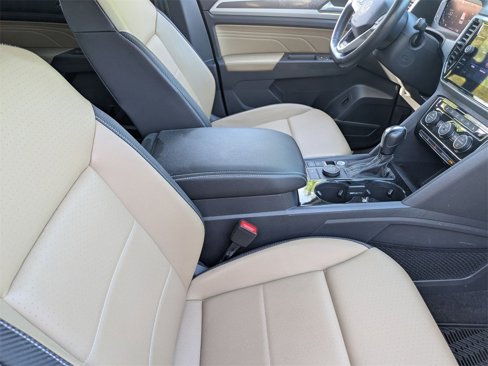 Used 2022 Volkswagen Atlas Cross Sport SEL R-Line image 32