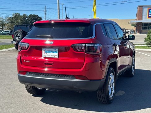 New 2025 Jeep Compass Sport image 7
