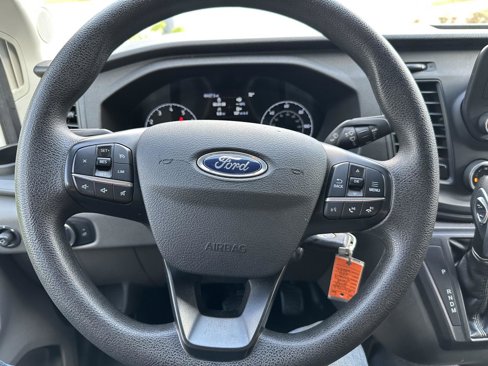 Used 2022 Ford Transit 250 Low Roof AWD image 25