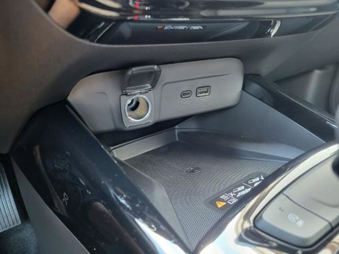 New 2025 Chevrolet Trax ACTIV w/ Sunroof Package image 20