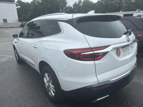Used 2019 Buick Enclave Essence image 4
